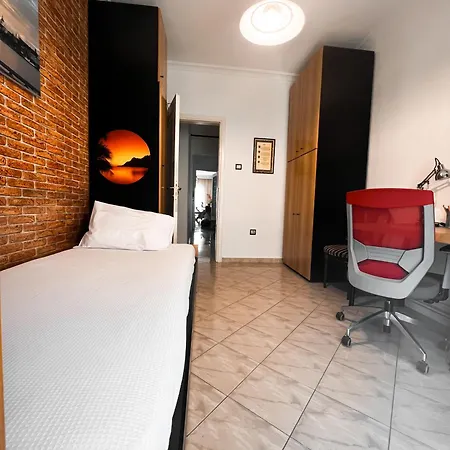 Lejlighed Homevision - Spacious And Warm - Very *