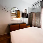 Homevision - Spacious And Warm - Very *
