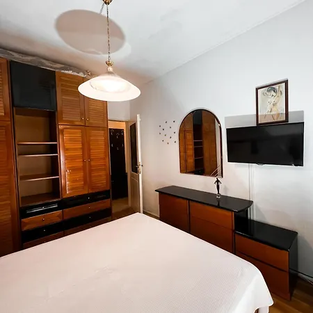 Homevision - Spacious And Warm - Very Апартаменты Салоники